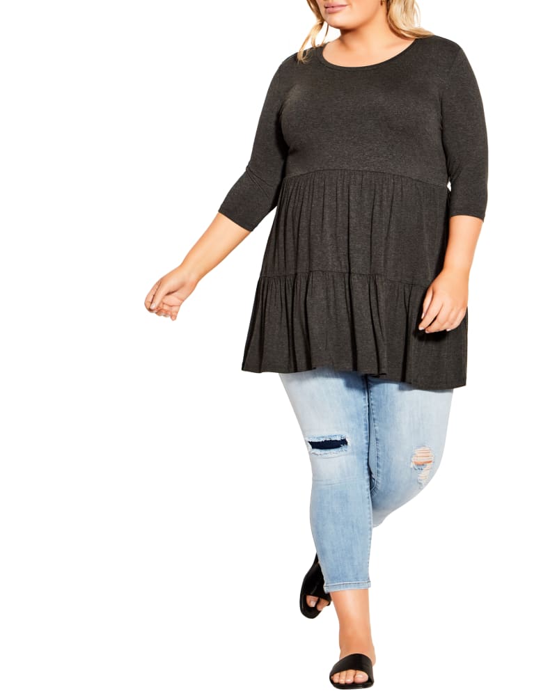 Front of a model wearing a size 16 TUNIC AMAYA PLN in Charcoal Marle by avenue. | dia_product_style_image_id:317895